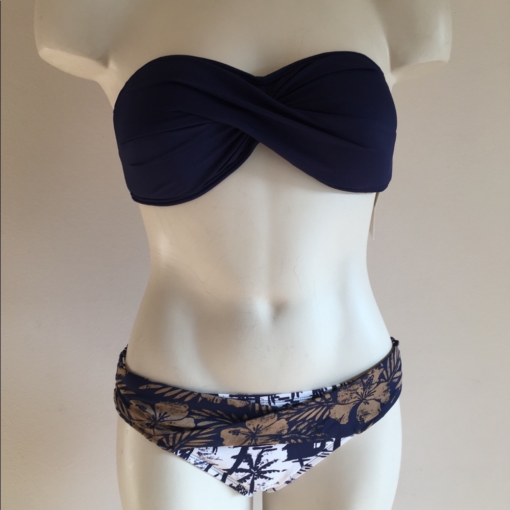 New Tommy Bahama swimsuit XS/S NWT $140 navy Blue
